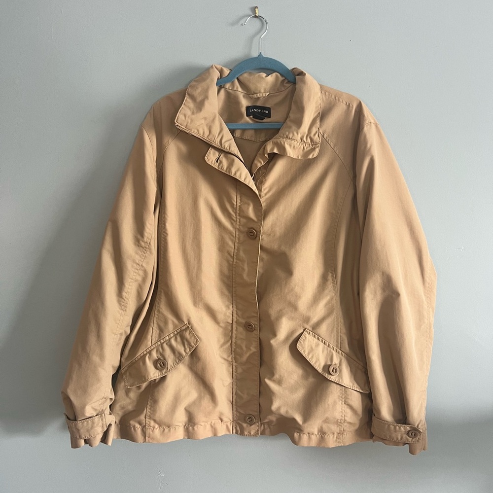 Lands' End Women's Lightweight Jacket in Tan XL lined inner and outer pockets